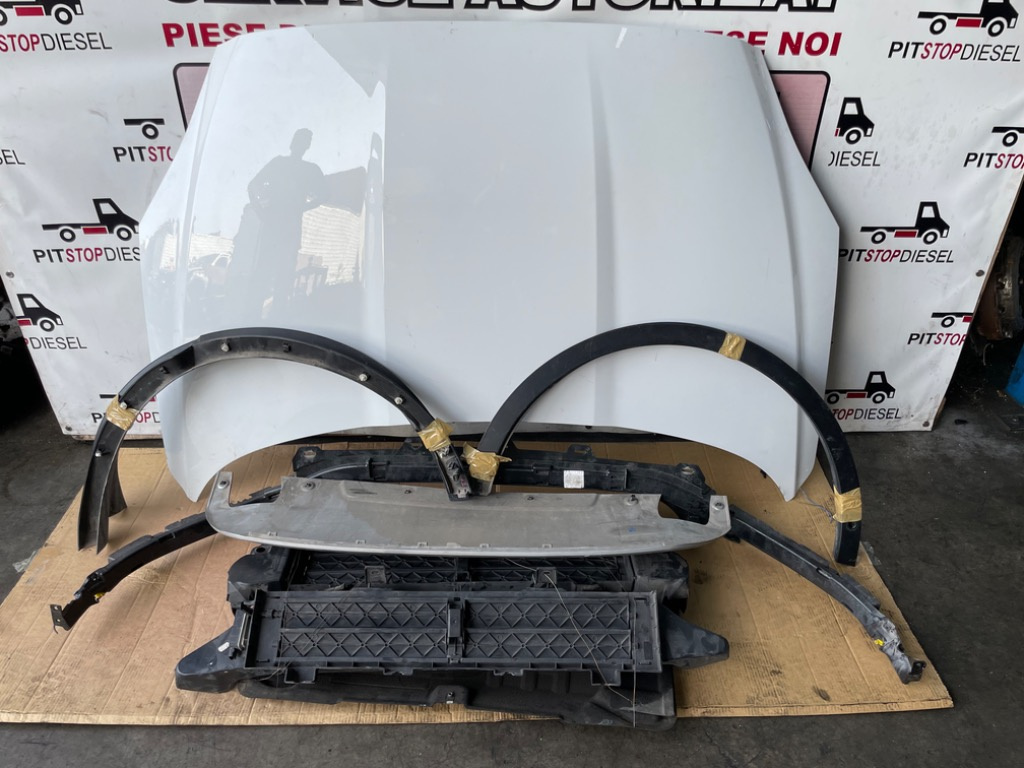 Fata completa Bot Complet Jaguar E Pace 