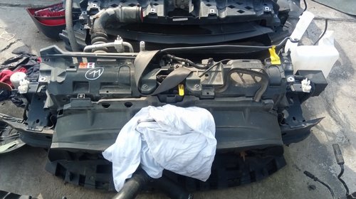 Fata completa Ford KA+ din 2016