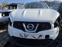 Fata completa Nissan Qashqai+2 2013, CU MIC DEFECT BARĂ