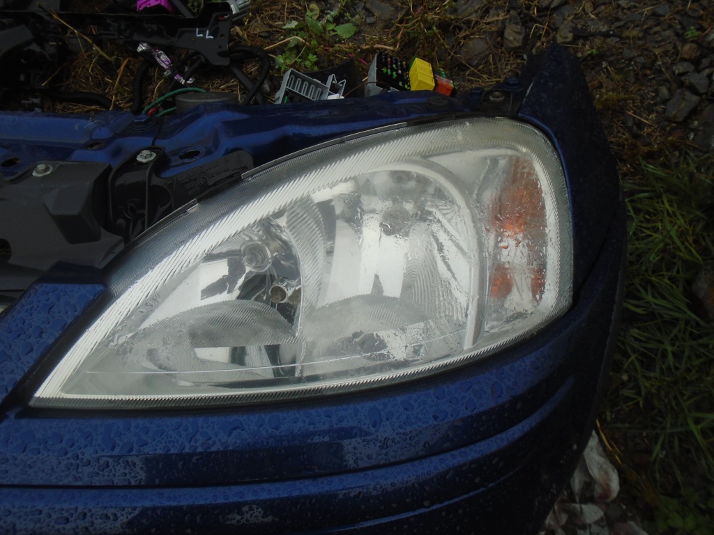 Fata completa Opel Corsa C din 2004