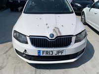 Fata completa Skoda octavia 3