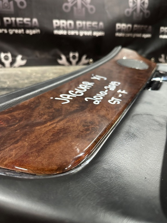 Fata de usa Jaguar XJ 2010-2019 stanga fata - imagine 3