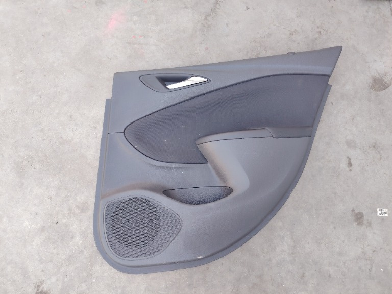 Fata usa dreapta spate Opel Astra K Break