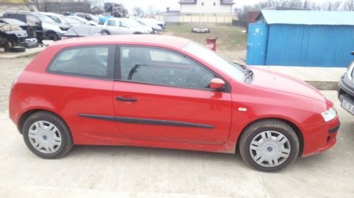 Fiat STILO COUPE 1.6 16v an 2002 la dezmembrat!!!