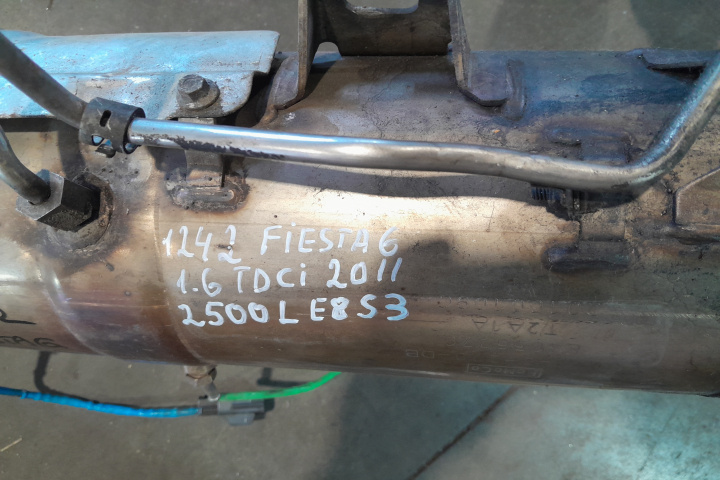 Filtru de particule 8V21-5H270-DB 8V21-5