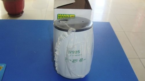 Filtru de ulei Mann pentru John Deere Series 6010,1997-2003