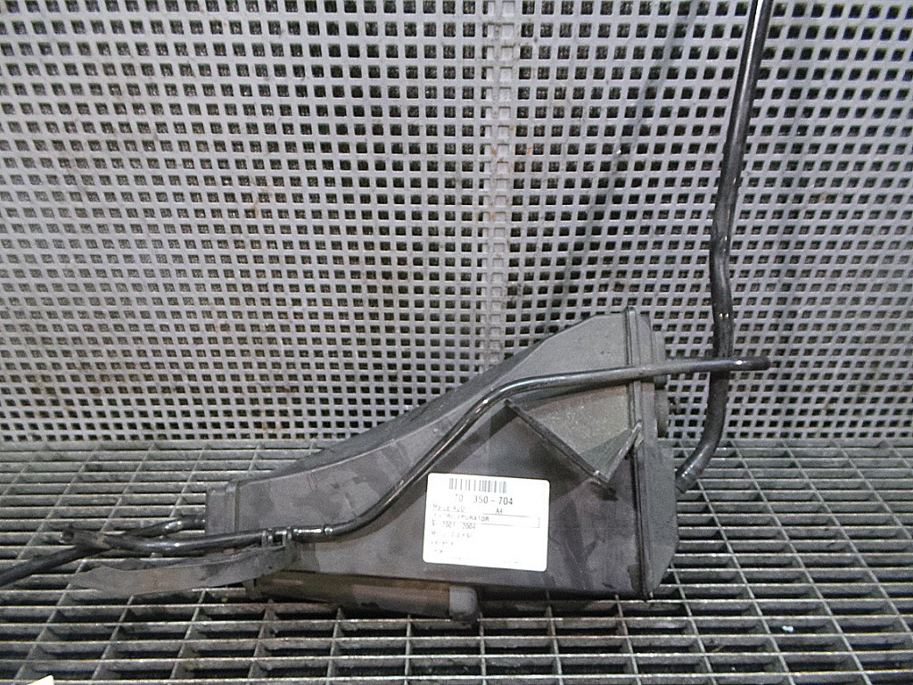 FILTRU EPURATOR AUDI A4 A4 2.0 FSI - (2001 2004)