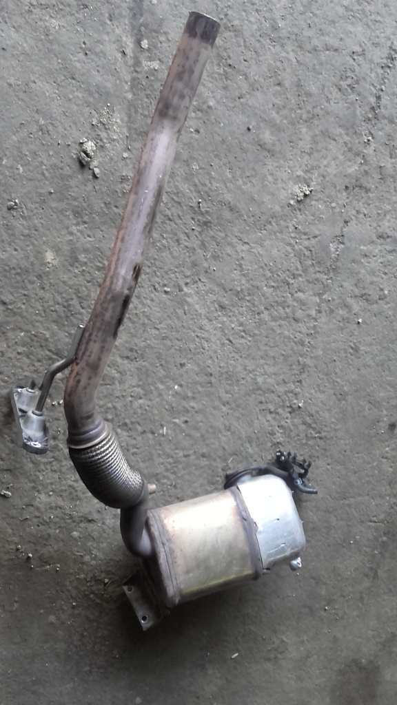 FILTRU PARTICULE 5N0131765 A Passat B7 v