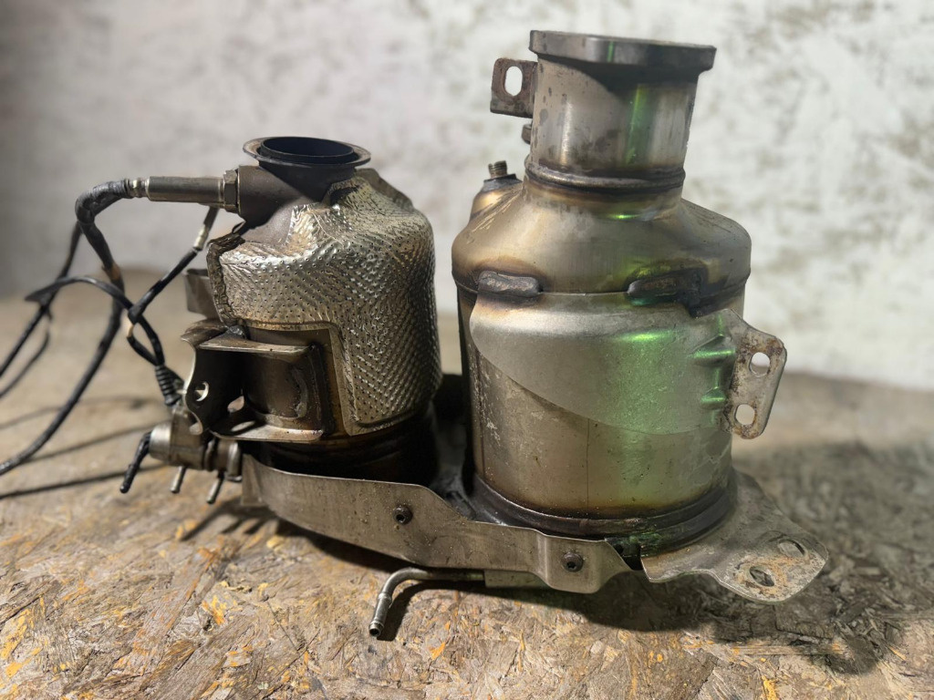 Filtru particule DPF Audi A4 A5 A6 Q5 2.0 TDI Euro 6 Original 04L131765BP / 04L181AA / 04L131669H