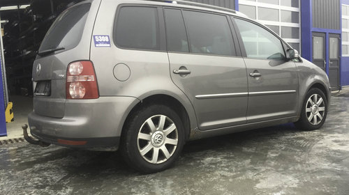 For Parts, Volkswagen Touran Van, BLS JYK, 2007, Pentru Piese