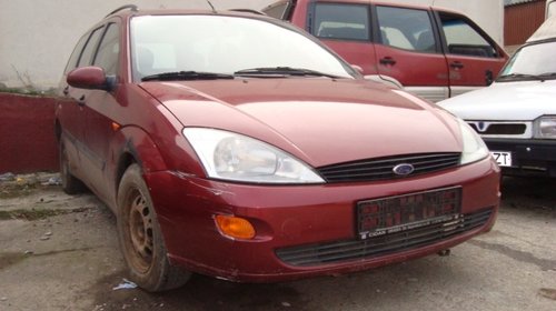 Ford Focus 1.8 tddi 90 cp