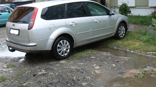 FORD FOCUS GHIA 2006