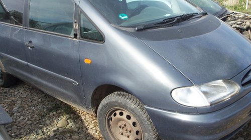 Ford Galaxy 2.0 Benzina 1996 pentru dezmembrare