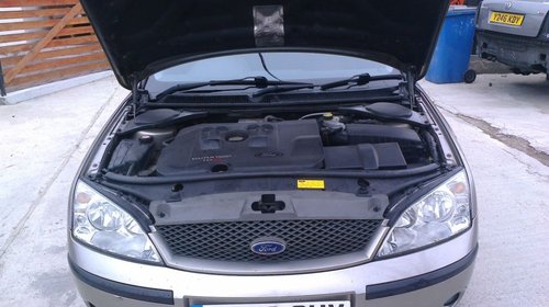 Ford Mondeo, an 2002, gri