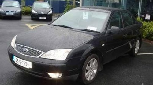 Ford Mondeo, an 2005, motor 2.0 TDI, negru, 9