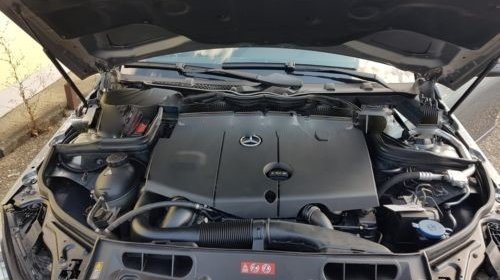 Fulie motor vibrochen Mercedes C-CLASS W204 2012 Break 2.2 CDI