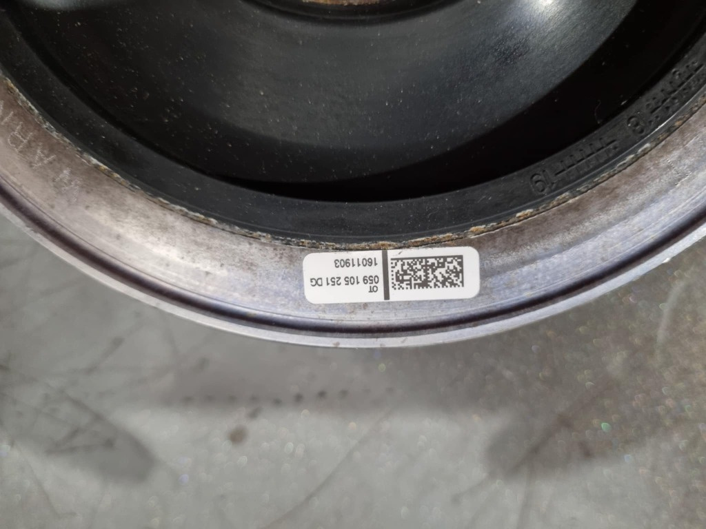 Fulie vibrochen 059105251DG Audi A8 D5 3