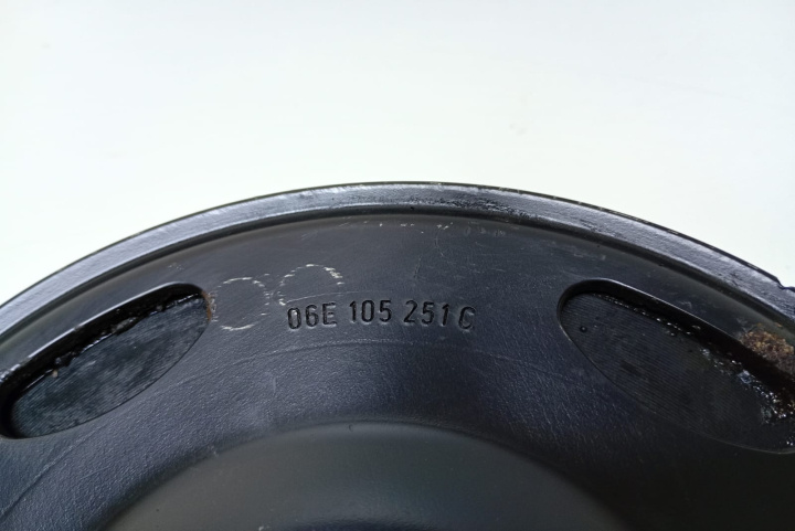 Fulie vibrochen 3.2 fsi 06E105251C Audi 