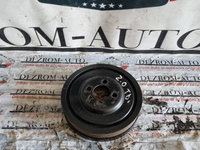 Fulie vibrochen VW Bora 1.9 TDI 90 cai motor AGR cod piesa : 038105243