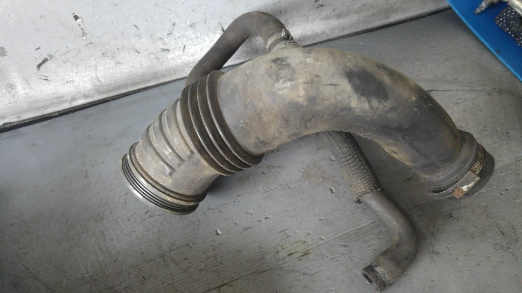 Furtun admisie intercooler iveco daily 2
