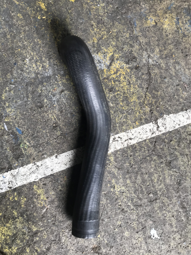 Furtun intercooler Iveco Daily 3.0 mpi 2