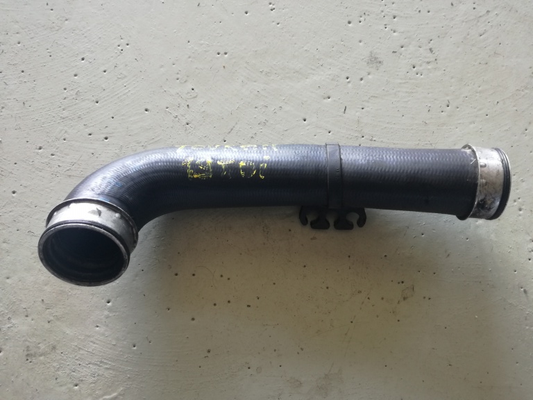 Furtun intercooler turbo vw touran 1.9 tdi bkc 2004 cod 1k0145838c