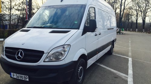 Furtunuri apa Mercedes Sprinter