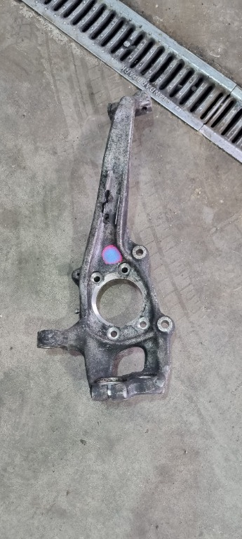 Fuzeta dreapta fata Audi A4, A5, A6, A7,