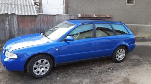 Fuzeta dreapta fata Audi A4 B5 2000 Combi 1.9TDI