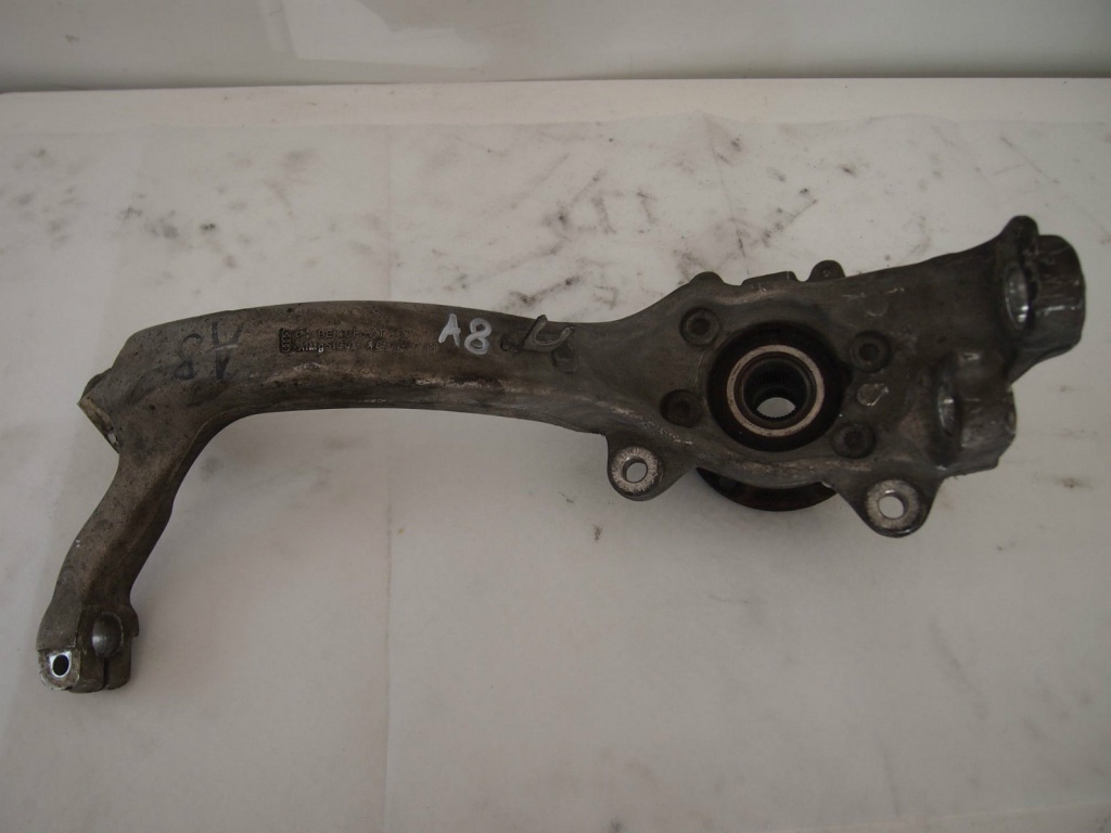 Fuzeta dreapta fata audi a8 4e 3.0 tdi asb 233 cai cod 4e0407254q 4e0258m