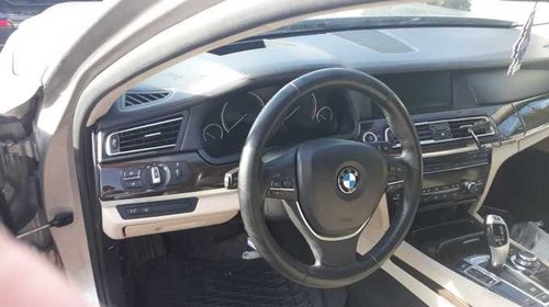 Fuzeta dreapta fata BMW Seria 7 F01, F02 2010 SEDAN 3.0 D