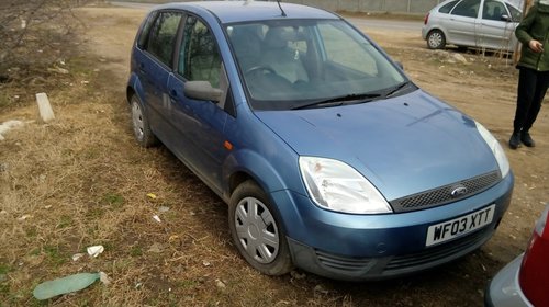 Fuzeta dreapta fata Ford Fiesta 2003 Hatchback 1.4