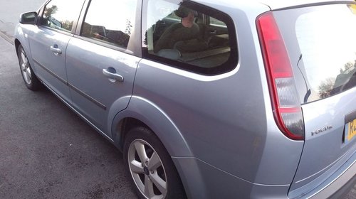 Fuzeta dreapta fata Ford Focus 2004 Break 1,6 tdci