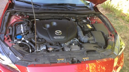 Fuzeta dreapta fata Mazda 3 2017 hatchback 2.2