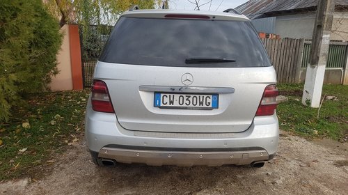 Fuzeta dreapta fata Mercedes M-CLASS W164 2007 Jeep 3.0