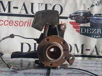 Fuzeta dreapta fata PEUGEOT 407 2.2 HDi 163/170 CP