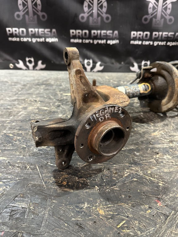 Fuzeta dreapta fata Renault Megane 2 - Cod 8200345425 - imagine 1