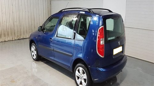 Fuzeta dreapta fata Skoda Roomster 2006 MPV 1.4 TDi