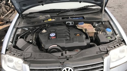 Fuzeta dreapta fata VW Passat B5 2002 Limuzina 1.9 TDI