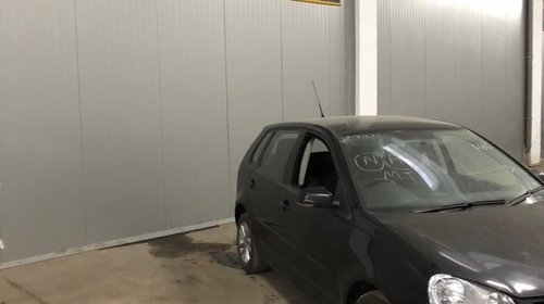 Fuzeta dreapta fata VW Polo 9N 2008 Hatchback 1.2