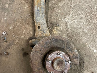 Fuzeta dreapta spate - bucsa rupta - Ford Focus C-Max 2006 2.0 Tdci