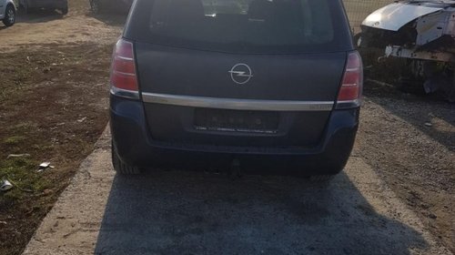 Fuzeta dreapta spate Opel Zafira 2005 combi 1