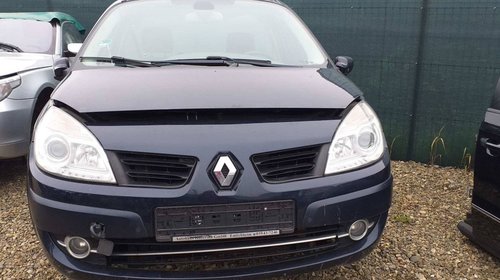 Fuzeta dreapta spate Renault Scenic II 2008 m