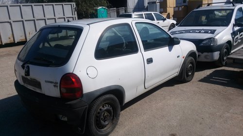 Fuzeta Fata Opel Corsa B din 1997