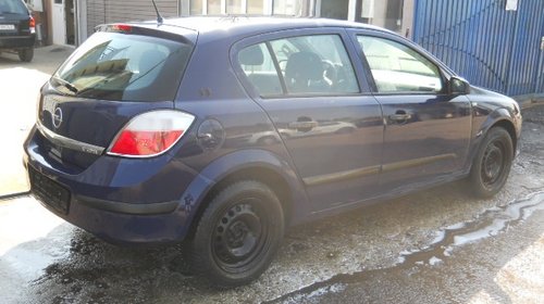 Fuzeta stanga fata Opel Astra H 2005 Hatchback 1.7