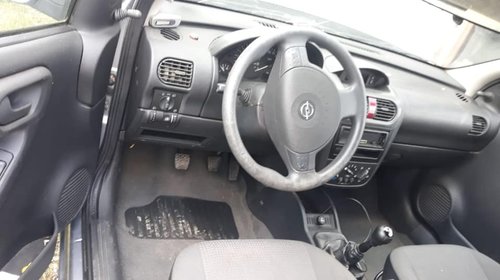 Fuzeta stanga fata Opel Corsa C 2004 hatchback 1.2 B