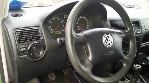 Fuzeta stanga fata Volkswagen Golf 4 2000 HATCHBACK 1.4 16V