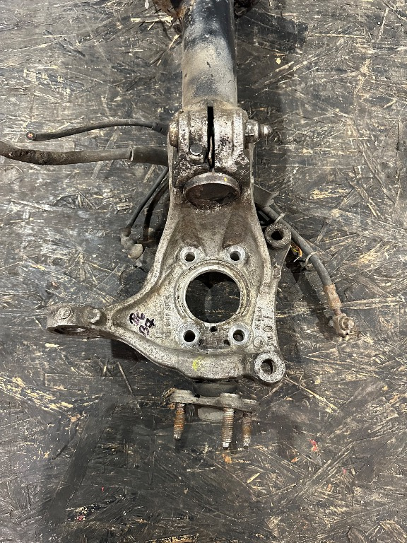 Fuzeta stanga fata Volkswagen Passat B6 , Volkswagen Passat B7 - Cod 3C0407253K - imagine 2