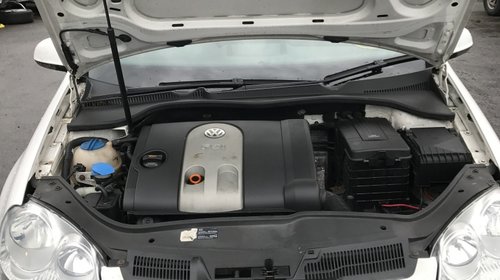 Fuzeta stanga fata VW Golf 5 2005 Hatchback 1,6 FSI