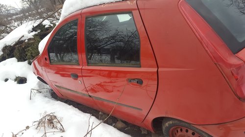 Fuzeta stanga spate Fiat Punto 2002 hatchback 1200